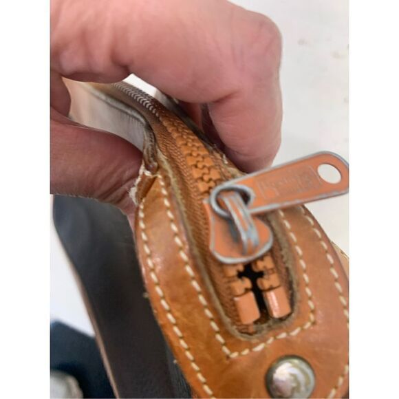 Dooney & Bourke VTG Shoulder Bag - Picture 6 of 12